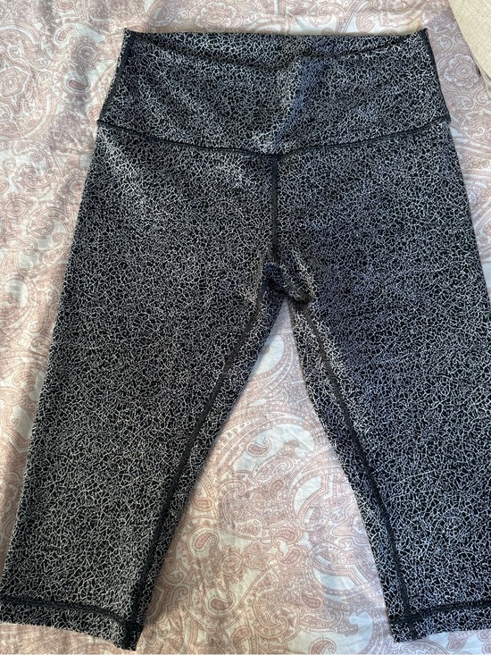 lululemon athletica Pants - Lululemon Capri Leggings